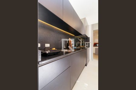 Casa à venda com 399m², 3 quartos e 4 vagas Casa à venda com 399m², 3 quartos e 4 vagasEspaço Gourmet