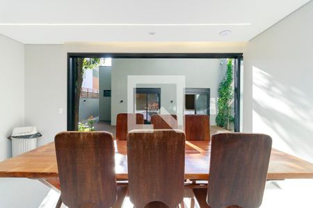 Casa à venda com 399m², 3 quartos e 4 vagas Casa à venda com 399m², 3 quartos e 4 vagasEspaço Gourmet