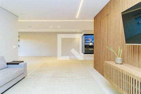 Sala de casa à venda com 3 quartos, 399m² em Granja Julieta, São Paulo