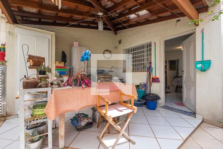 Casa à venda com 149m², 3 quartos e 2 vagasQuintal