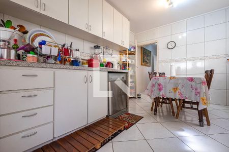 Casa à venda com 149m², 3 quartos e 2 vagasCozinha