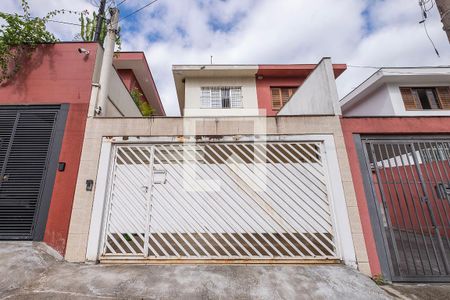 Casa à venda com 149m², 3 quartos e 2 vagasFachada