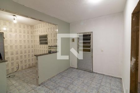 Sala de casa para alugar com 2 quartos, 70m² em Jardim Oliveiras, Taboão da Serra