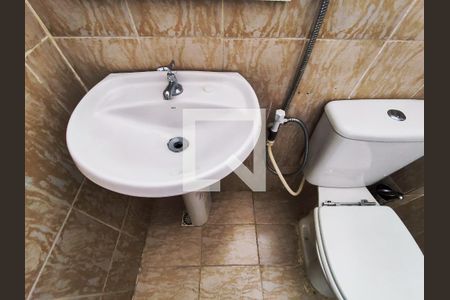 Banheiro - torneira de casa para alugar com 1 quarto, 37m² em Engenho de Dentro, Rio de Janeiro