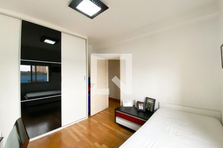 Apartamento à venda com 87m², 2 quartos e 2 vagasQuarto 2