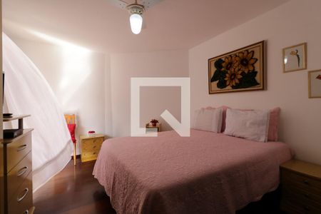 Casa à venda com 167m², 4 quartos e 2 vagasSuite 1