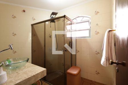 Casa à venda com 167m², 4 quartos e 2 vagasBanheiro Suite 1