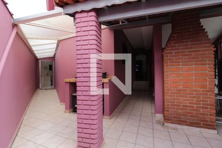 Casa à venda com 167m², 4 quartos e 2 vagasQuintal