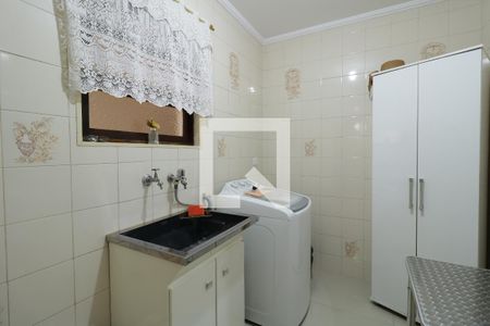 Casa à venda com 167m², 4 quartos e 2 vagasÁrea de Serviço Interna