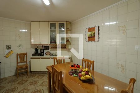 Casa à venda com 167m², 4 quartos e 2 vagasCozinha