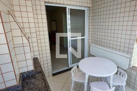 Apartamento para alugar com 79m², 2 quartos e 1 vaga Apartamento para alugar com 79m², 2 quartos e 1 vagaVaranda