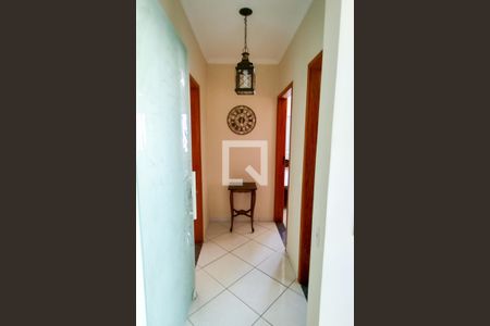 Corredor de apartamento para alugar com 2 quartos, 79m² em Aviação, Praia Grande