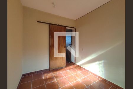 Quarto 1 de casa para alugar com 2 quartos, 50m² em Vila Pérola, Contagem