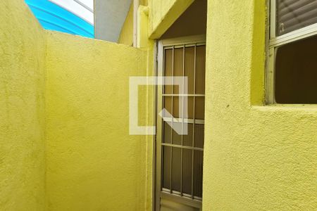 Casa para alugar com 50m², 1 quarto e 1 vaga Casa para alugar com 50m², 1 quarto e 1 vagaQuintal