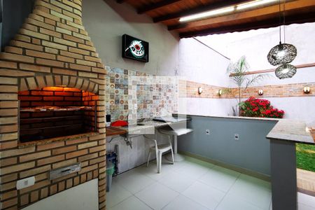 Casa à venda com 220m², 3 quartos e 4 vagas