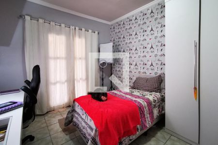 Casa à venda com 220m², 3 quartos e 4 vagas Casa à venda com 220m², 3 quartos e 4 vagasQuarto 2