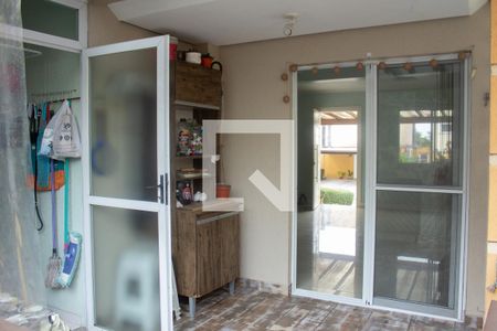 Casa de condomínio para alugar com 98m², 3 quartos e 2 vagas Casa de condomínio para alugar com 98m², 3 quartos e 2 vagasÁrea de Serviço