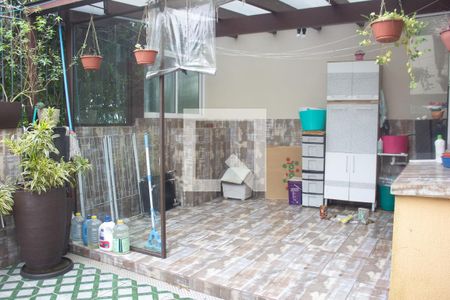 Casa de condomínio para alugar com 98m², 3 quartos e 2 vagas Casa de condomínio para alugar com 98m², 3 quartos e 2 vagasÁrea de Serviço