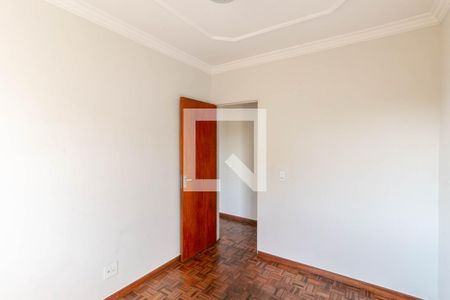 Quarto 2 de apartamento para alugar com 3 quartos, 78m² em Santa Helena, Belo Horizonte