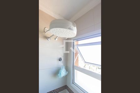 Banheiro de apartamento à venda com 2 quartos, 47m² em Quitaúna, Osasco