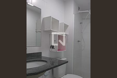 Apartamento para alugar com 34m², 1 quarto e sem vagaDetalhe do banheiro