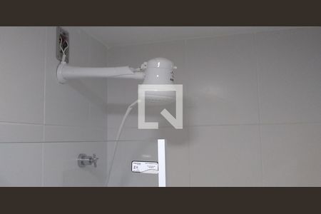 Apartamento para alugar com 34m², 1 quarto e sem vagaDetalhe do banheiro