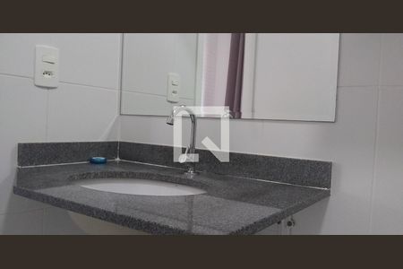 Apartamento para alugar com 34m², 1 quarto e sem vagaDetalhe do banheiro