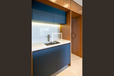 Sala / Cozinha de apartamento à venda com 1 quarto, 61m² em Campo Belo, São Paulo
