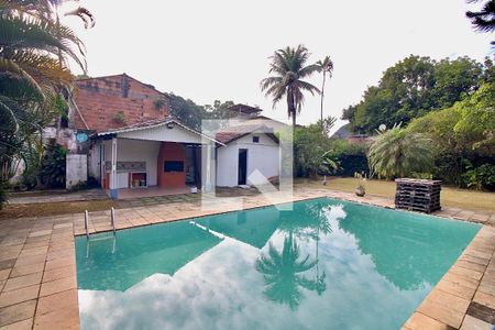 Casa à venda com 400m², 6 quartos e 4 vagasPiscina