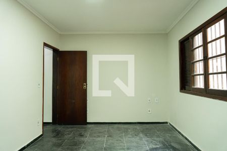 Casa à venda com 353m², 3 quartos e 5 vagasQuarto 1