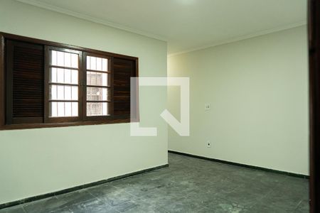 Casa à venda com 353m², 3 quartos e 5 vagasQuarto 1