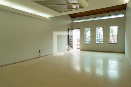 Sala de casa à venda com 3 quartos, 353m² em Vila Humaita, Santo André