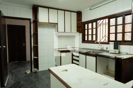 Casa à venda com 353m², 3 quartos e 5 vagasCozinha