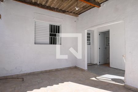 Casa para alugar com 130m², 2 quartos e 2 vagas Casa para alugar com 130m², 2 quartos e 2 vagasQuintal