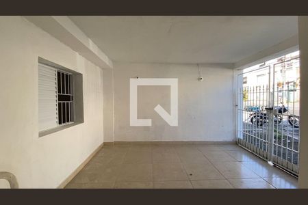 Casa para alugar com 130m², 2 quartos e 2 vagas Casa para alugar com 130m², 2 quartos e 2 vagasGaragem