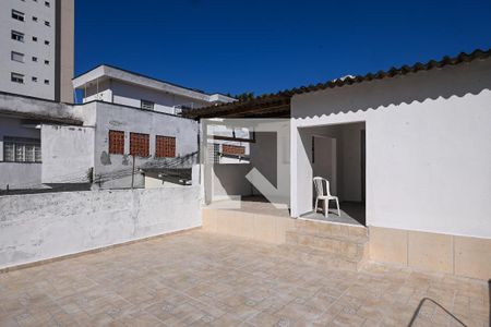 Casa para alugar com 130m², 2 quartos e 2 vagas Casa para alugar com 130m², 2 quartos e 2 vagasQuintal