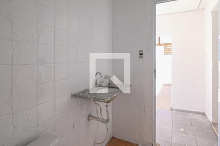 Casa para alugar com 130m², 2 quartos e 2 vagas Casa para alugar com 130m², 2 quartos e 2 vagasBanheiro