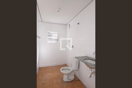 Casa para alugar com 130m², 2 quartos e 2 vagas Casa para alugar com 130m², 2 quartos e 2 vagasBanheiro