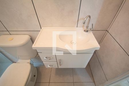 Casa à venda com 150m², 3 quartos e 1 vaga Casa à venda com 150m², 3 quartos e 1 vagaBanheiro