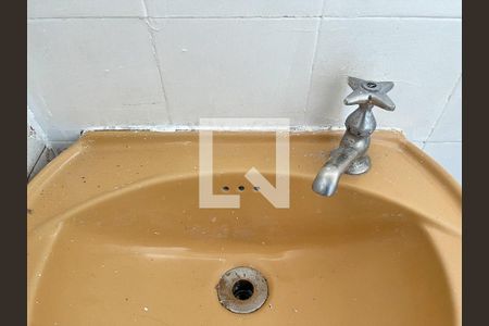 Banheiro  de apartamento para alugar com 1 quarto, 24m² em Jabaquara, São Paulo