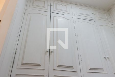 Casa à venda com 875m², 4 quartos e 4 vagas Casa à venda com 875m², 4 quartos e 4 vagasSuíte 2