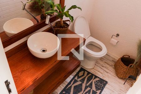 Casa à venda com 875m², 4 quartos e 4 vagas Casa à venda com 875m², 4 quartos e 4 vagasLavabo