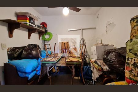 Casa para alugar com 300m², 4 quartos e 4 vagas Casa para alugar com 300m², 4 quartos e 4 vagasDispensa