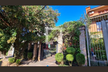 Casa para alugar com 300m², 4 quartos e 4 vagas Casa para alugar com 300m², 4 quartos e 4 vagasFachada da garagem 1