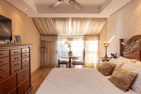 Casa para alugar com 300m², 4 quartos e 4 vagas Casa para alugar com 300m², 4 quartos e 4 vagasSuíte