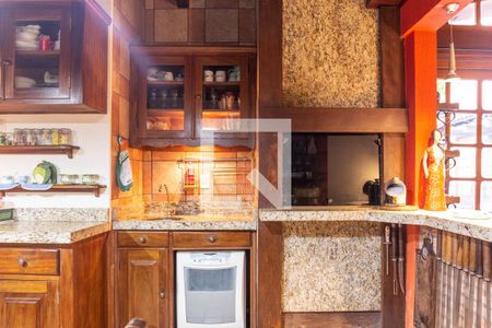 Casa para alugar com 300m², 4 quartos e 4 vagas Casa para alugar com 300m², 4 quartos e 4 vagasCozinha