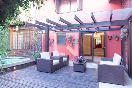 Casa para alugar com 300m², 4 quartos e 4 vagas Casa para alugar com 300m², 4 quartos e 4 vagasÁrea externa