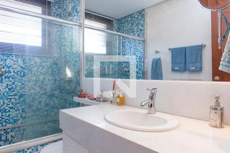 Casa para alugar com 300m², 4 quartos e 4 vagas Casa para alugar com 300m², 4 quartos e 4 vagasBanheiro 2