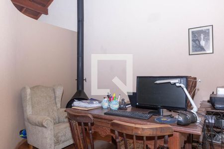 Casa para alugar com 300m², 4 quartos e 4 vagas Casa para alugar com 300m², 4 quartos e 4 vagasQuarto 1