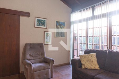 Casa para alugar com 300m², 4 quartos e 4 vagas Casa para alugar com 300m², 4 quartos e 4 vagasQuarto 1